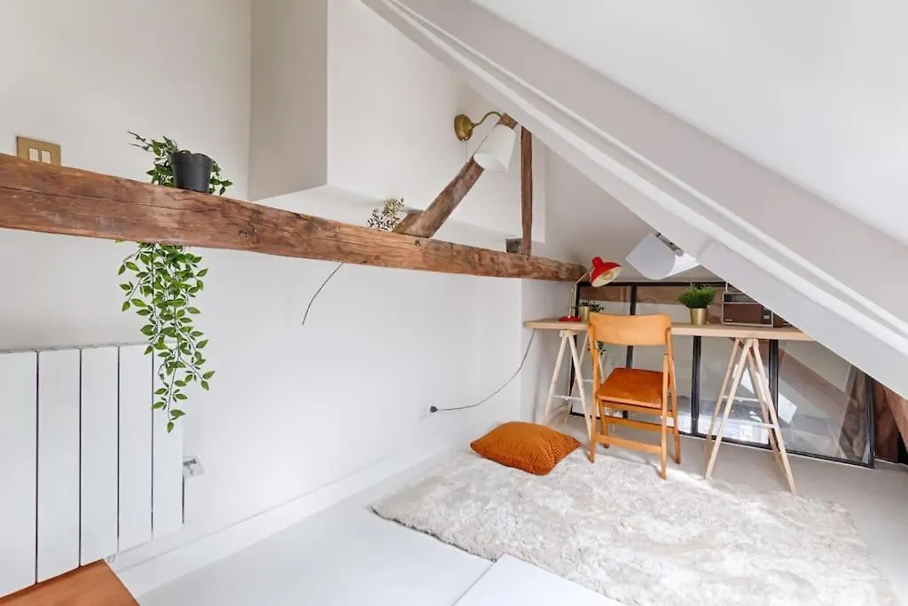 Apartament Mykeypers - Fantastic Designed Parisan Loft 2br/6p- Le Marais Paryż
